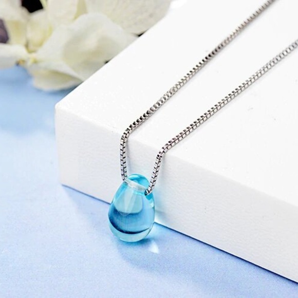 NEW Silver Artificial Blue Crystal Water Drop Necklace - Picture 5 of 5